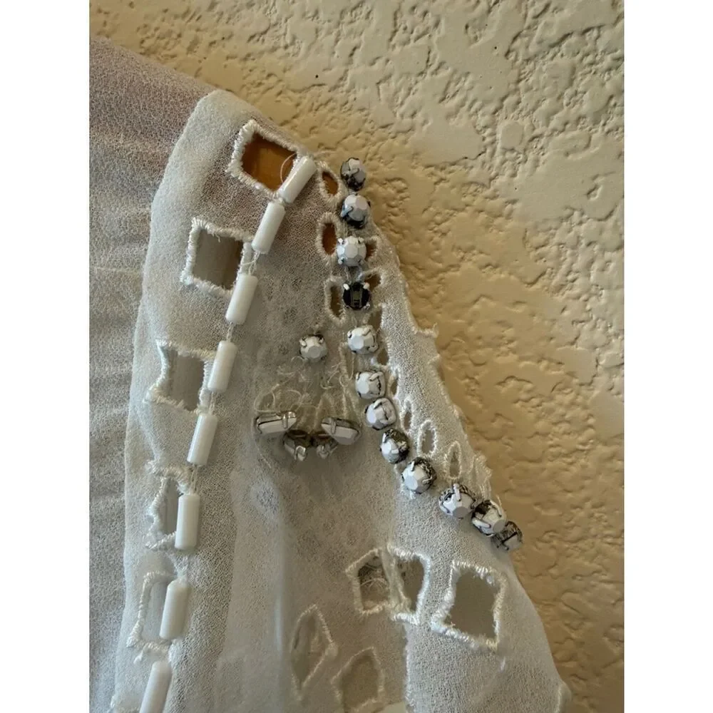 LOVERS+FRIENDS BEADS EMBROIDERED IVORY/white  COLOR SIZE Medium BLOUSE